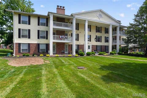 Photo of 1525 Hampton Hall Drive #12, Chesterfield, MO 63017 (MLS # 26039283)