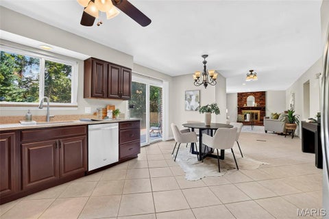 Tiny photo for 184 Gunston Hall Court, Chesterfield, MO 63017 (MLS # 26055713)