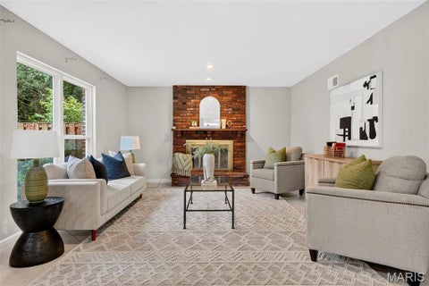 Tiny photo for 184 Gunston Hall Court, Chesterfield, MO 63017 (MLS # 26055713)
