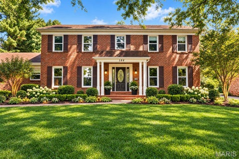 Photo of 184 Gunston Hall Court, Chesterfield, MO 63017 (MLS # 26055713)