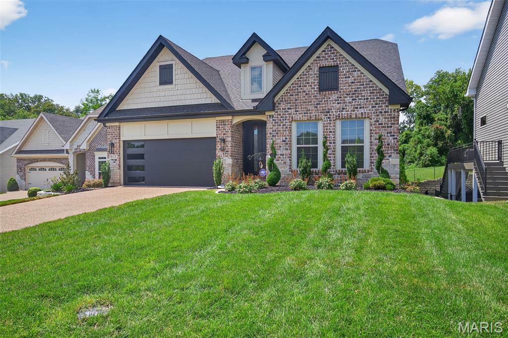 913 Grand Reserve Court