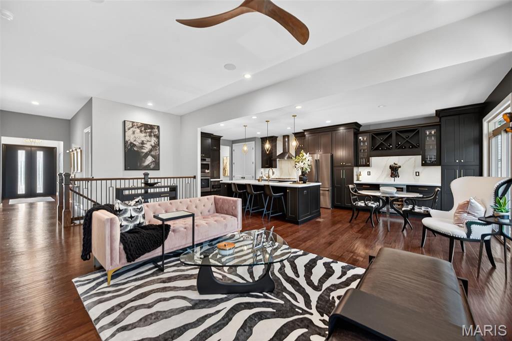 Grand Reserve - Residential