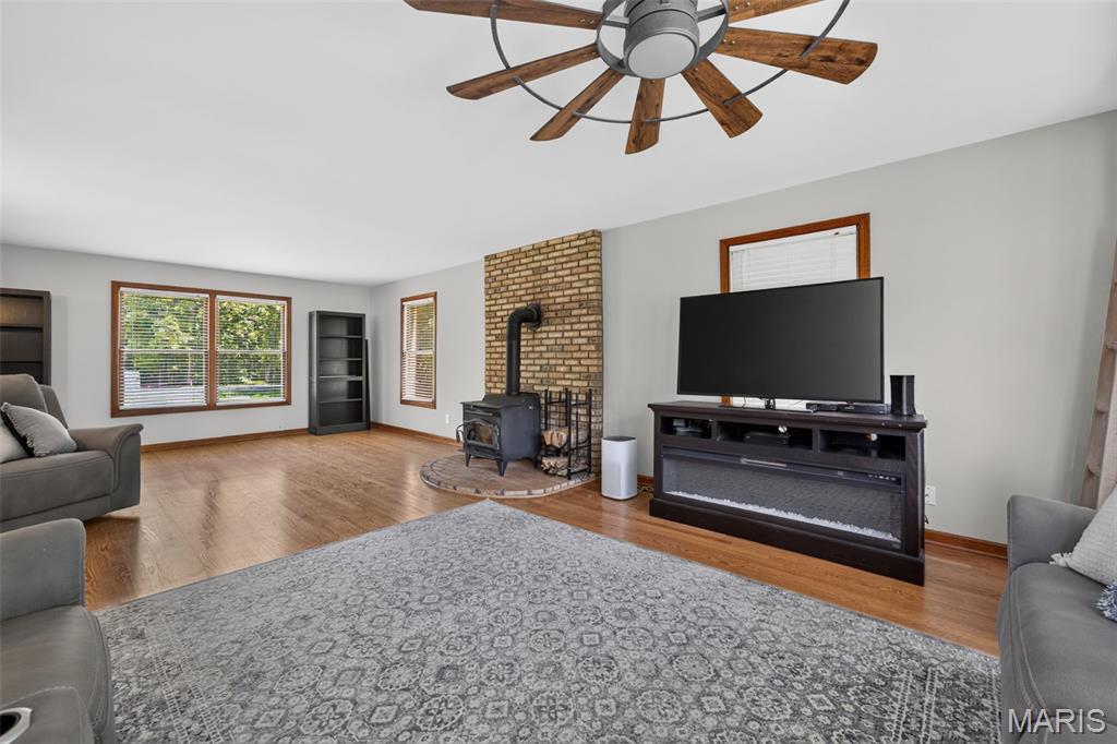 10 Woodleaf Court