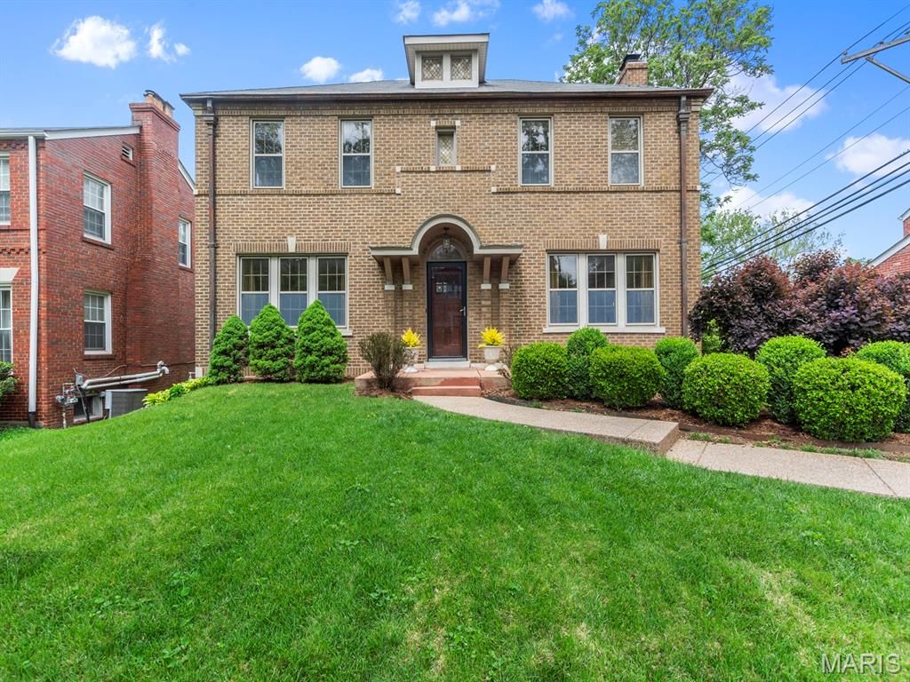 Photo of 7147 Princeton Avenue, University City, MO 63130 (MLS # 26023185)