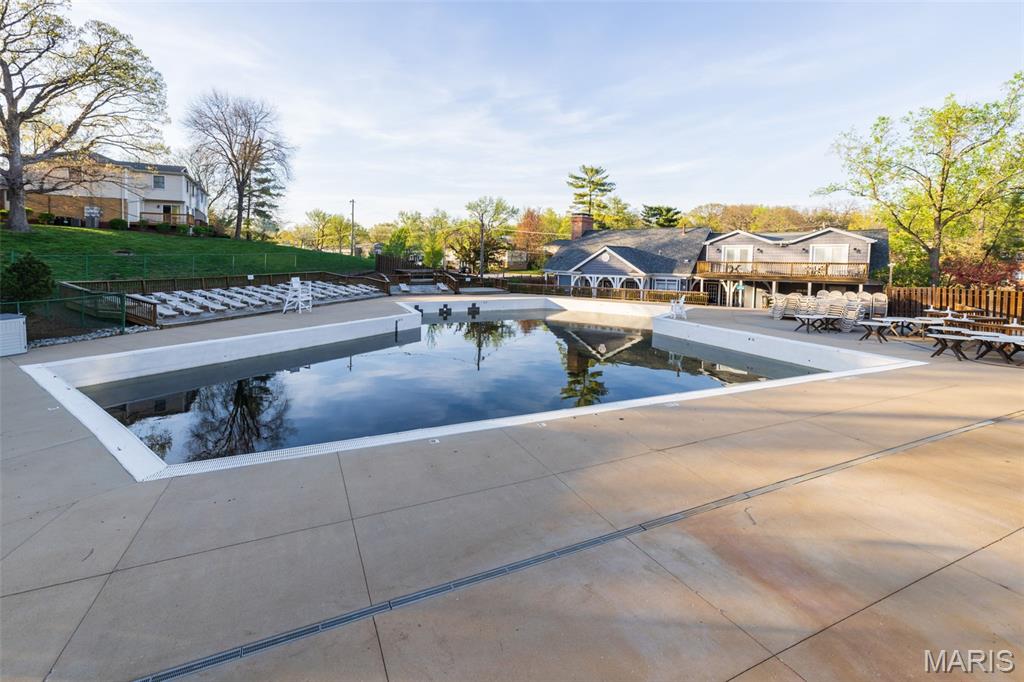 Brentwood Forest Condo Ph Seven - Residential