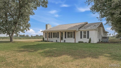 Tiny photo for 19286 County Road 512, Kennett, MO 63857 (MLS # 26058928)