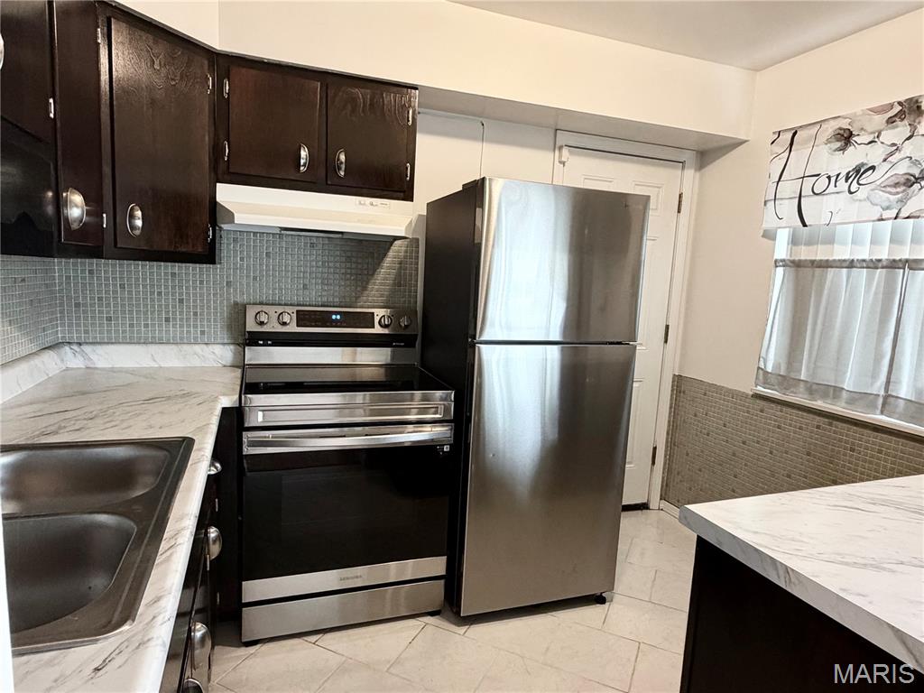 7594 Hazelcrest Drive B