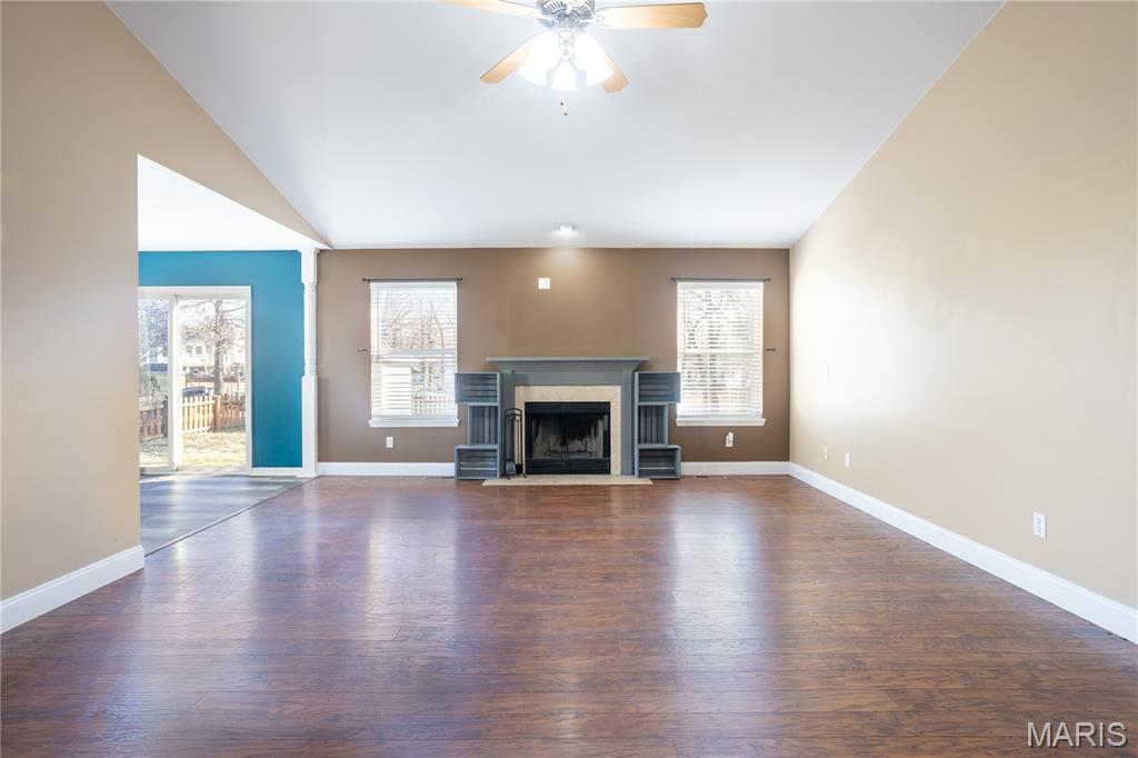 996 Huntington Drive