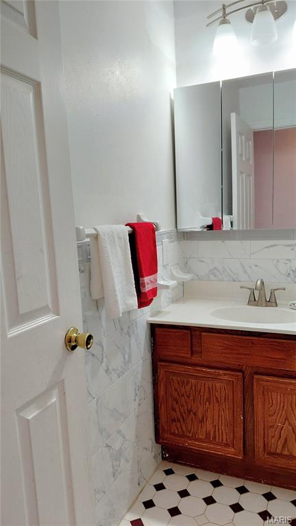 San Simeon Estates Six - Residential Lease