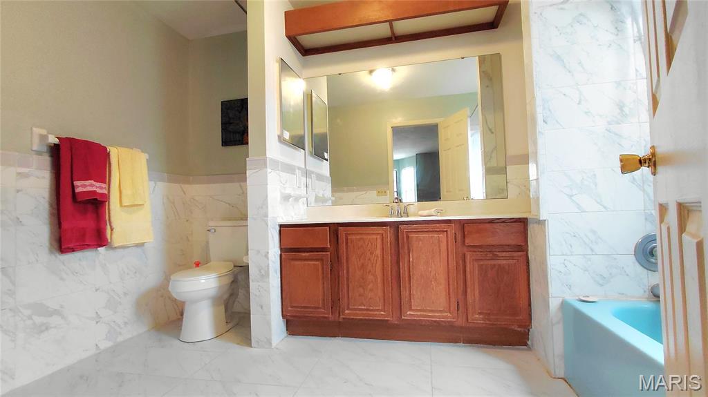 San Simeon Estates Six - Residential Lease