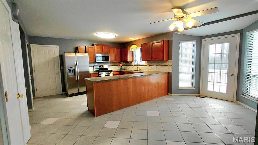 San Simeon Estates Six - Residential Lease