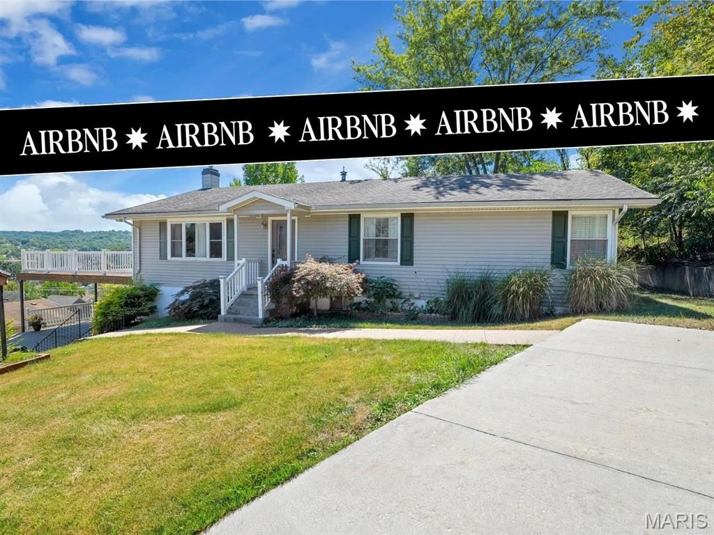 Photo of 518 W 7th Street, Hermann, MO 65041 (MLS # 26019779)