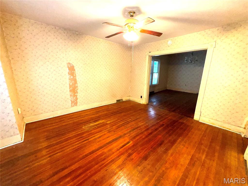 Town/Bismarck - Residential