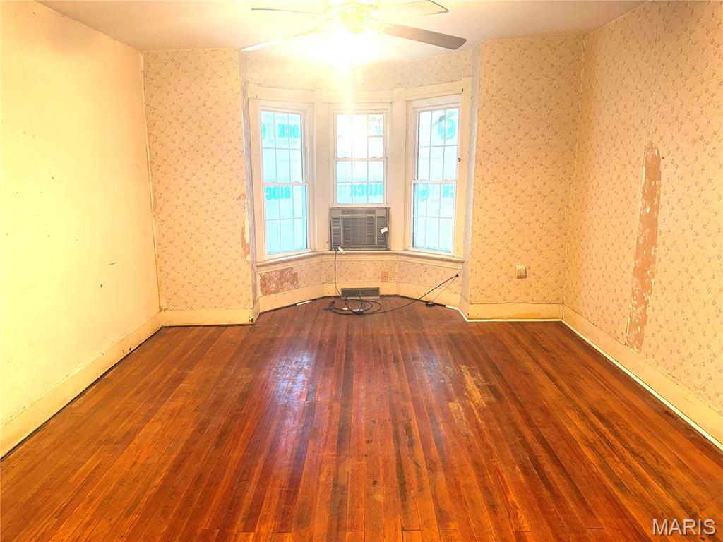 Town/Bismarck - Residential