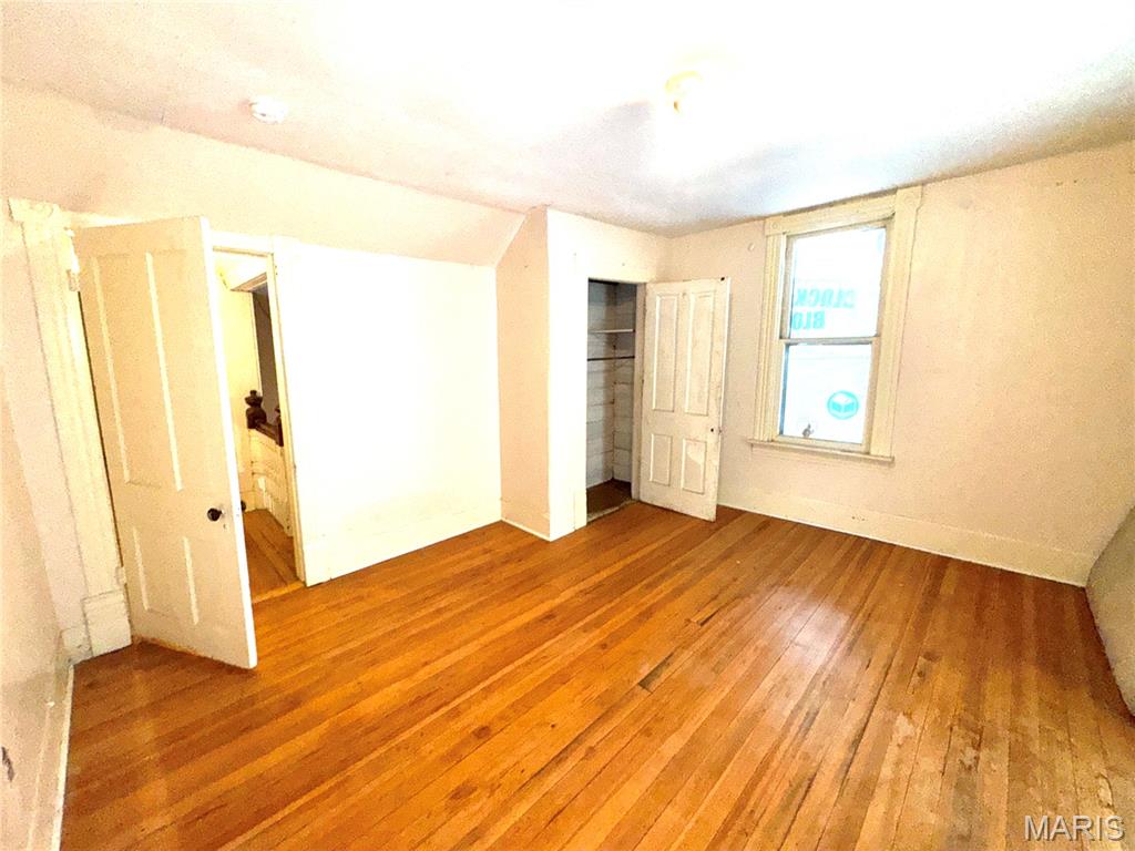 Town/Bismarck - Residential