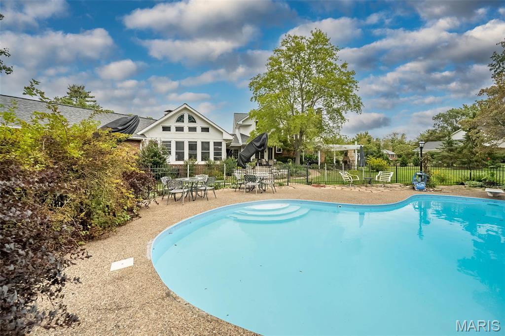 Huntington Farm 4 - Residential