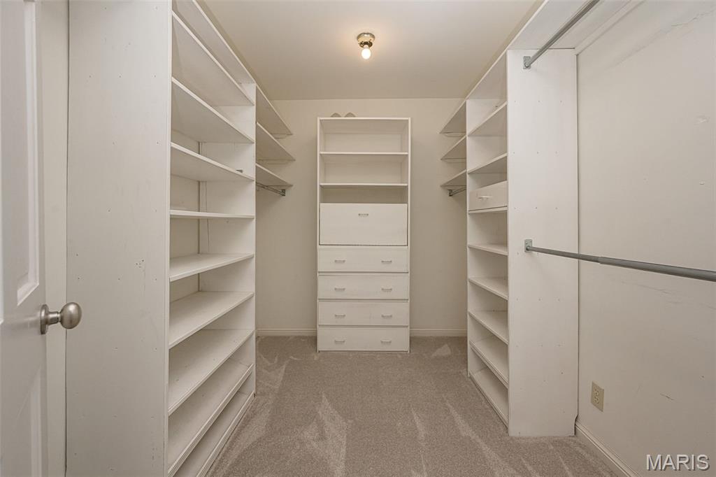 Huntington Farm 4 - Residential