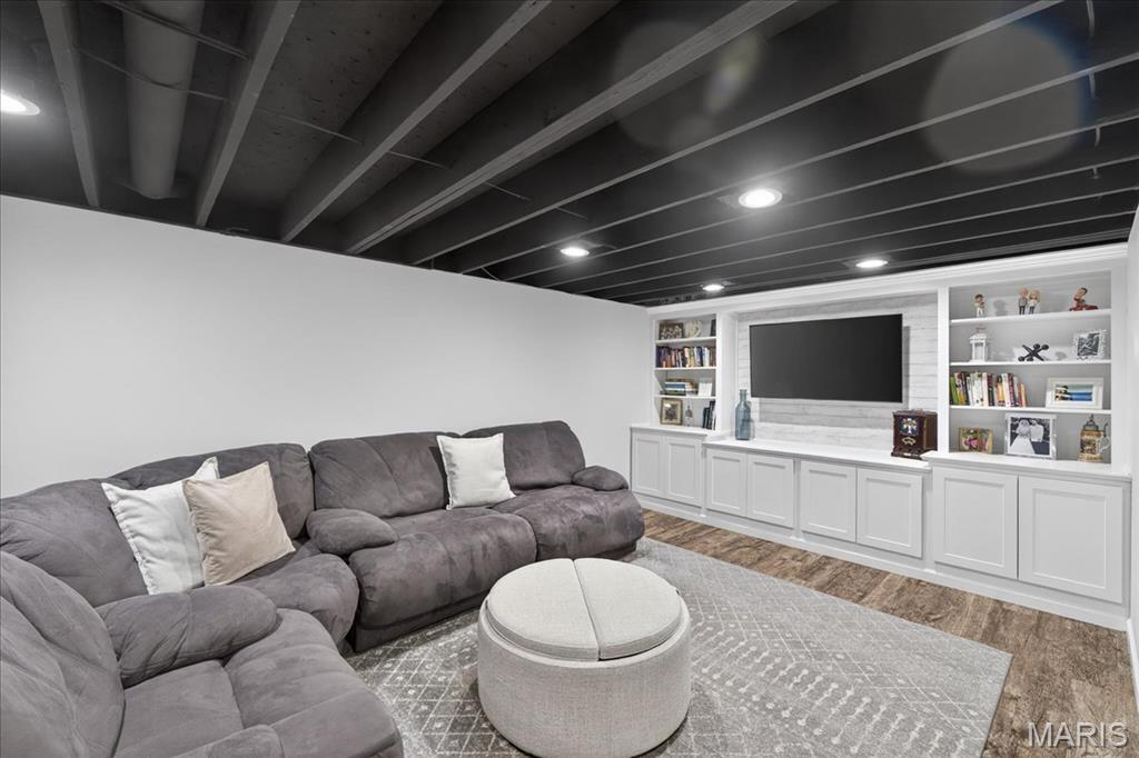 Sorrento 5 - Residential