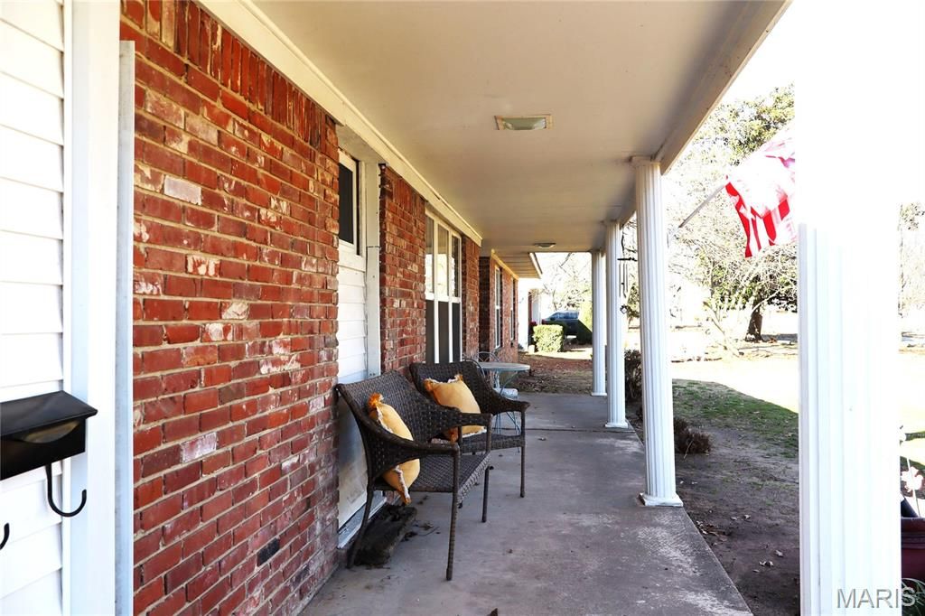 Photo of 405 Stokes Boulevard, Malden, MO 63863 (MLS # 26002739)