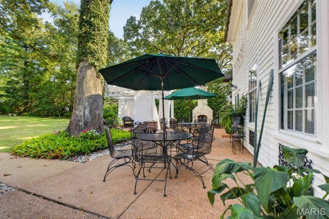 Tiny photo for 420 Yorkshire Place, Webster Groves, MO 63119 (MLS # 26042909)