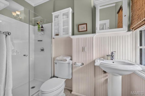 Tiny photo for 420 Yorkshire Place, Webster Groves, MO 63119 (MLS # 26042909)