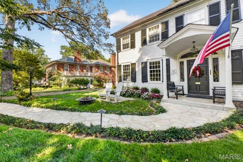 Tiny photo for 420 Yorkshire Place, Webster Groves, MO 63119 (MLS # 26042909)