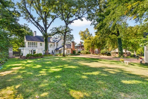 Tiny photo for 420 Yorkshire Place, Webster Groves, MO 63119 (MLS # 26042909)