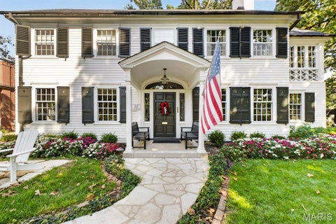 Tiny photo for 420 Yorkshire Place, Webster Groves, MO 63119 (MLS # 26042909)