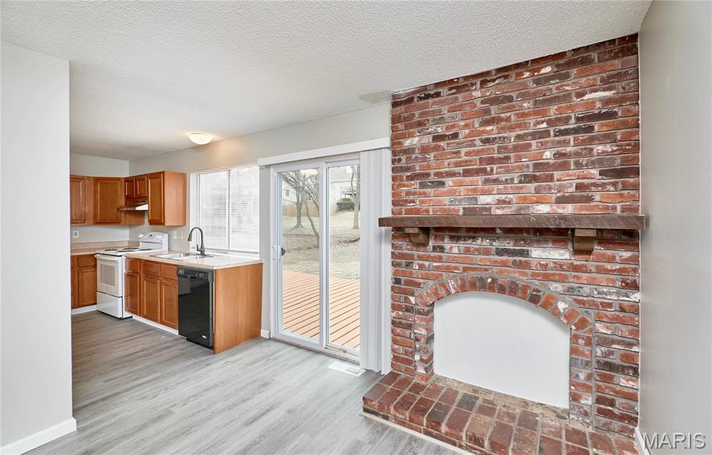 Country Village Hills Ii 1 - Residential Lease