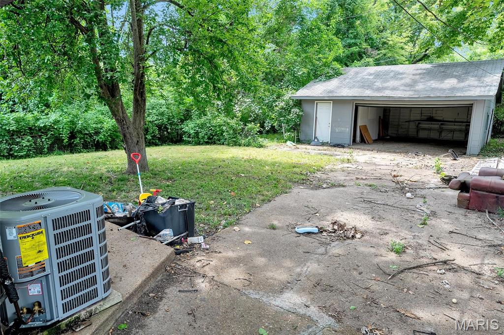 Castle Point Unit 2 - Residential Income