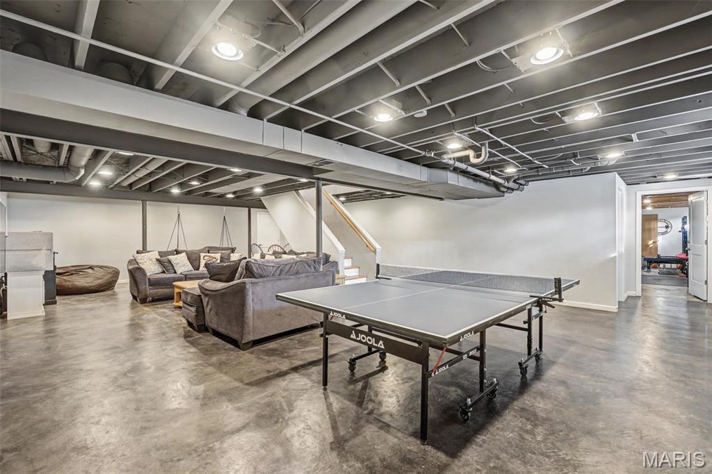 Trails West Sec Of The Village Of Green - Residential