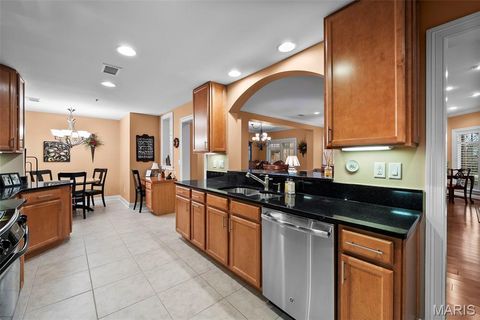 Tiny photo for 125 E Clinton Place #1C, Kirkwood, MO 63122 (MLS # 26012363)