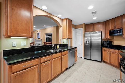 Tiny photo for 125 E Clinton Place #1C, Kirkwood, MO 63122 (MLS # 26012363)