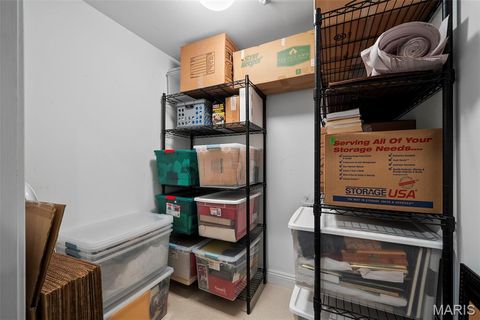 Tiny photo for 125 E Clinton Place #1C, Kirkwood, MO 63122 (MLS # 26012363)