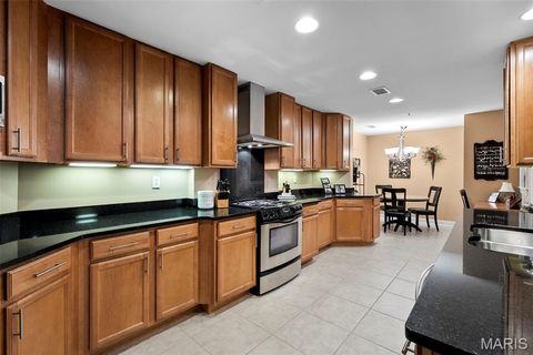 Tiny photo for 125 E Clinton Place #1C, Kirkwood, MO 63122 (MLS # 26012363)