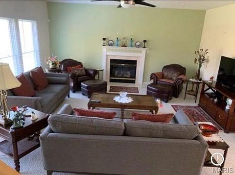 Tiny photo for 811 Wheaton Way, Creve Coeur, MO 63141 (MLS # 25072083)