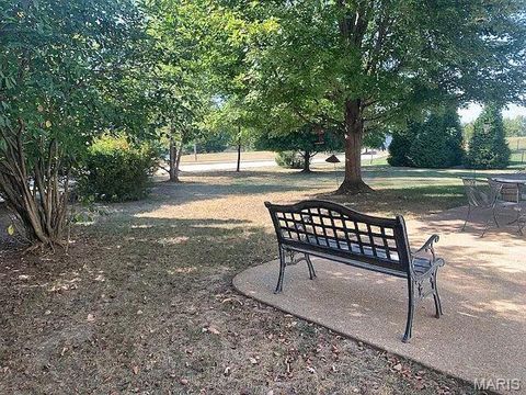 Tiny photo for 811 Wheaton Way, Creve Coeur, MO 63141 (MLS # 25072083)