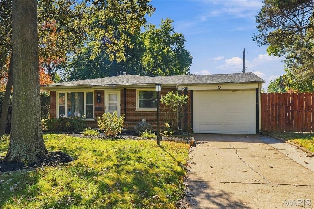 Photo of 25 Saint Benedict Lane, Florissant, MO 63033 (MLS # 26062794)