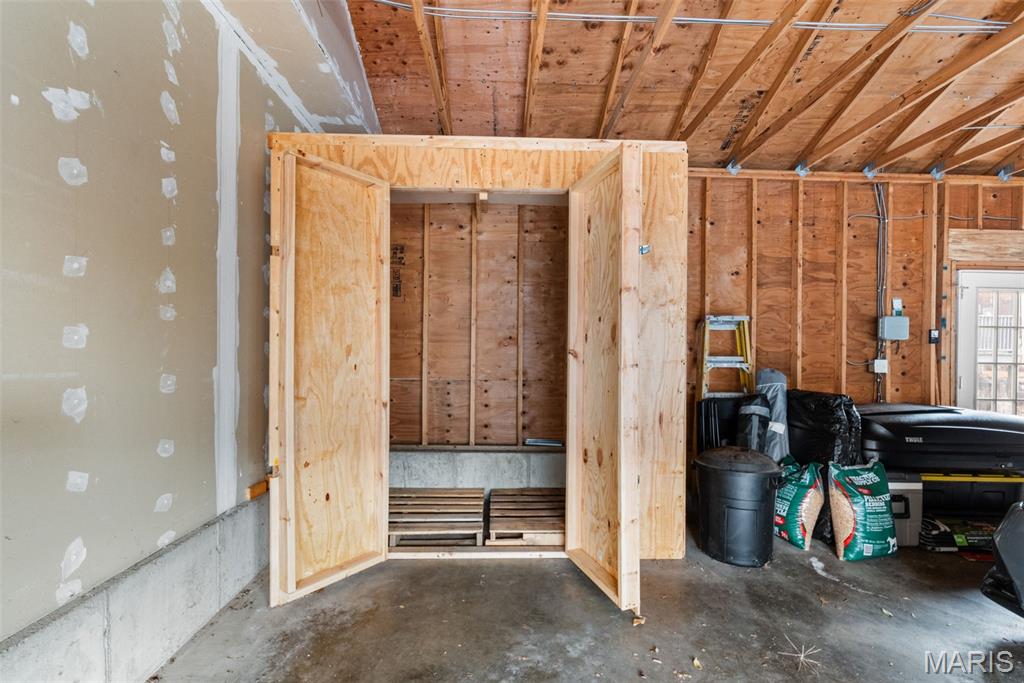 Dolman Condos - Residential