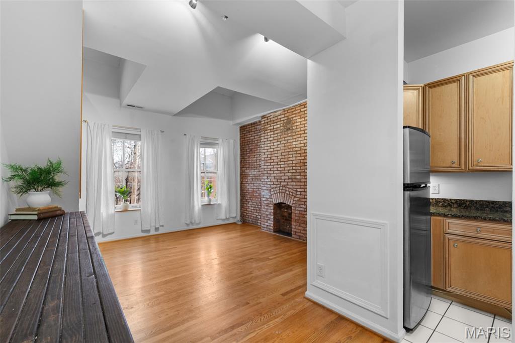 Dolman Condos - Residential