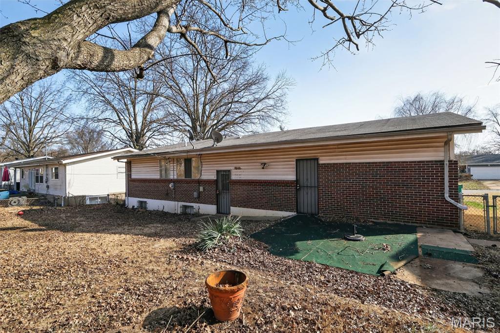 Hathaway Manor 22 - Residential