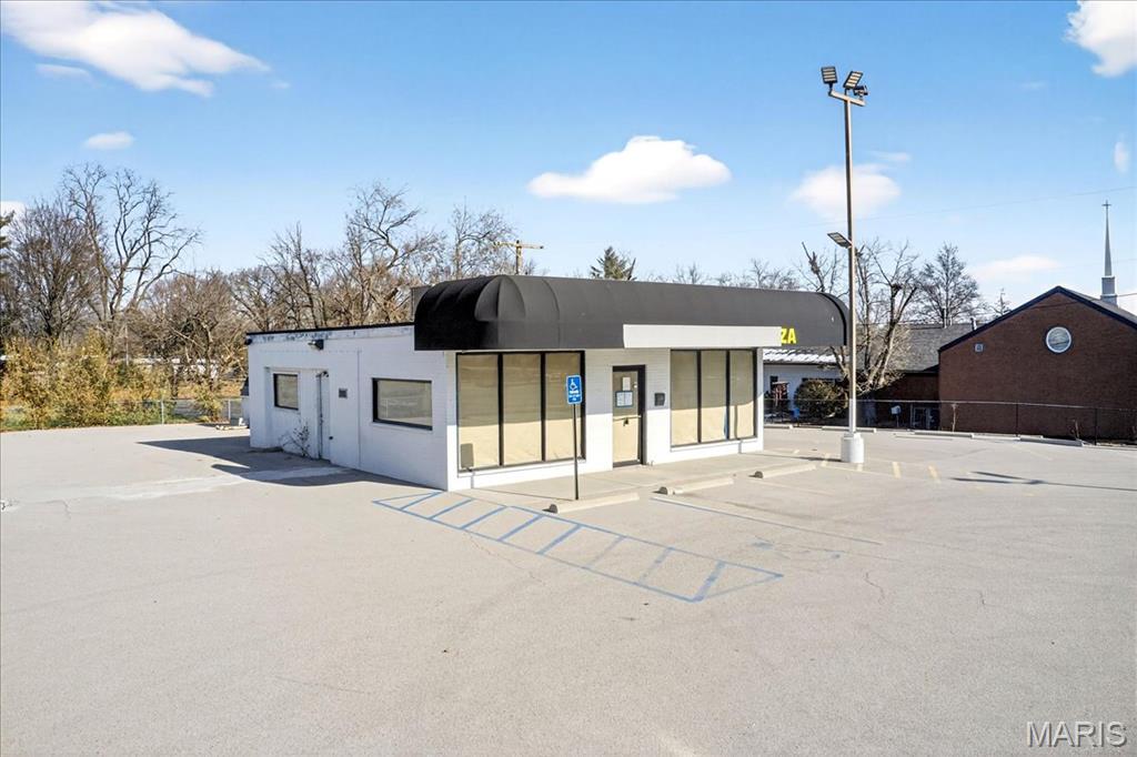 1285 N Highway 67 Street