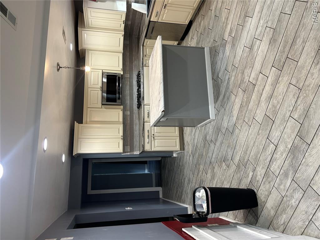 S D Bennetts - Residential