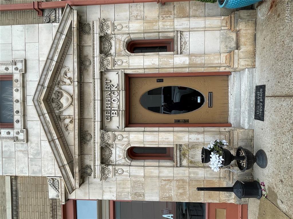 Lindells 2nd Add Tr A - Commercial Lease