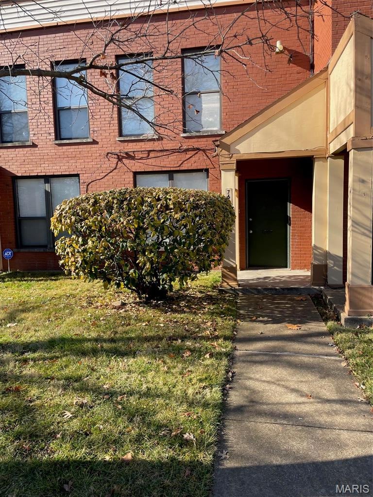 Photo of 769 Walton Avenue #3, St Louis, MO 63108 (MLS # 26042858)