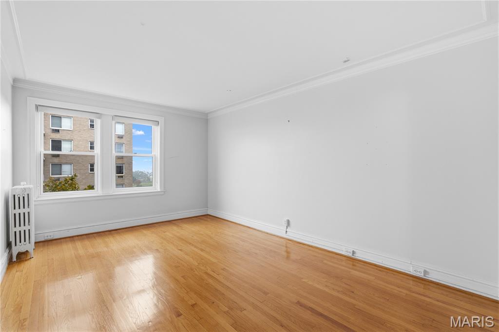 Versailles Condo - Residential