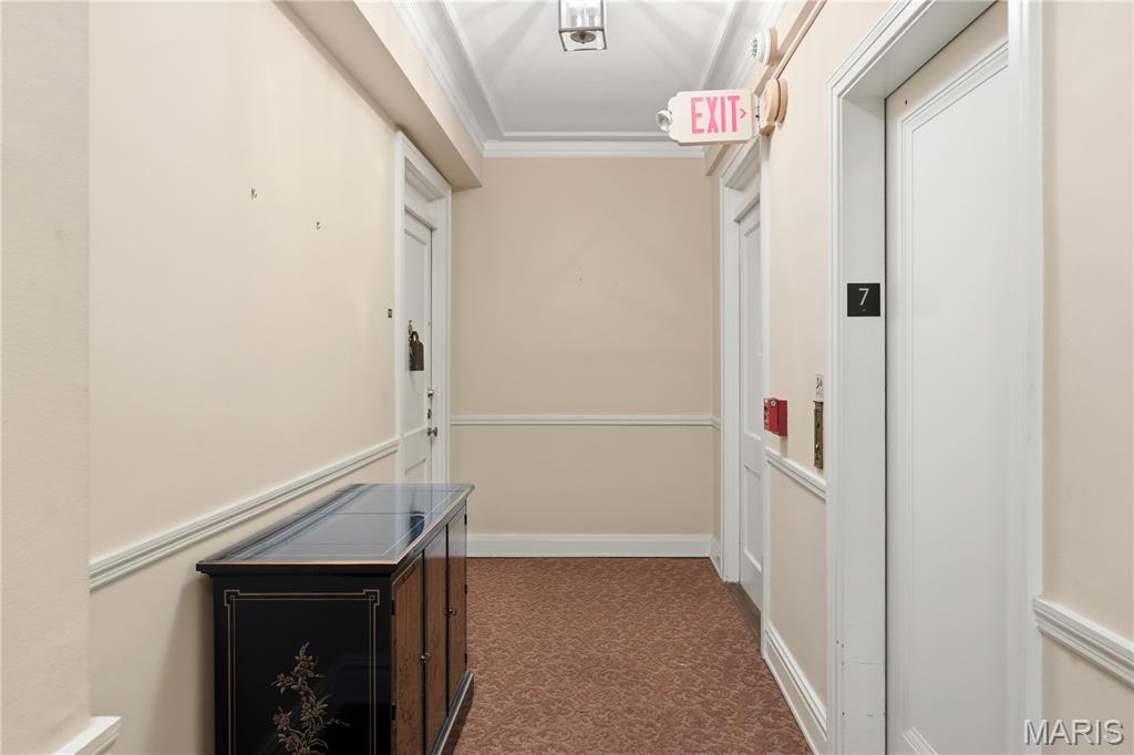 Versailles Condo - Residential