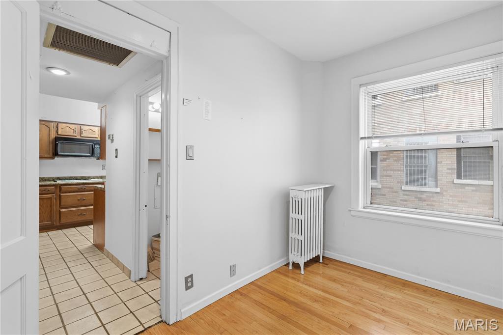 Versailles Condo - Residential