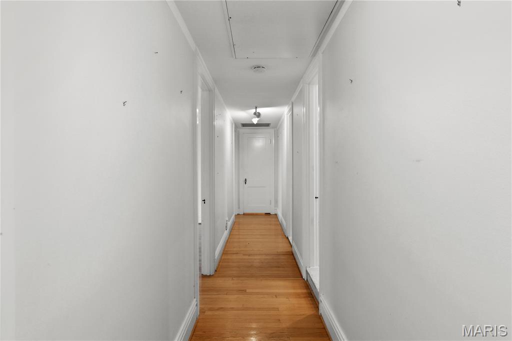 Versailles Condo - Residential