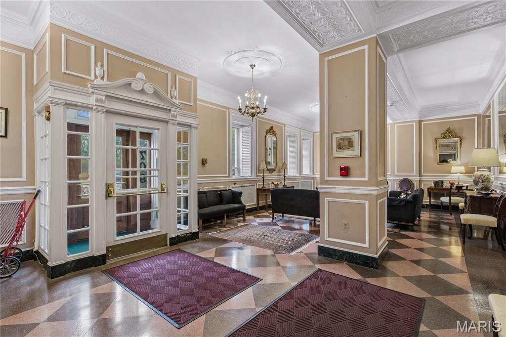 709 S Skinker Boulevard 703